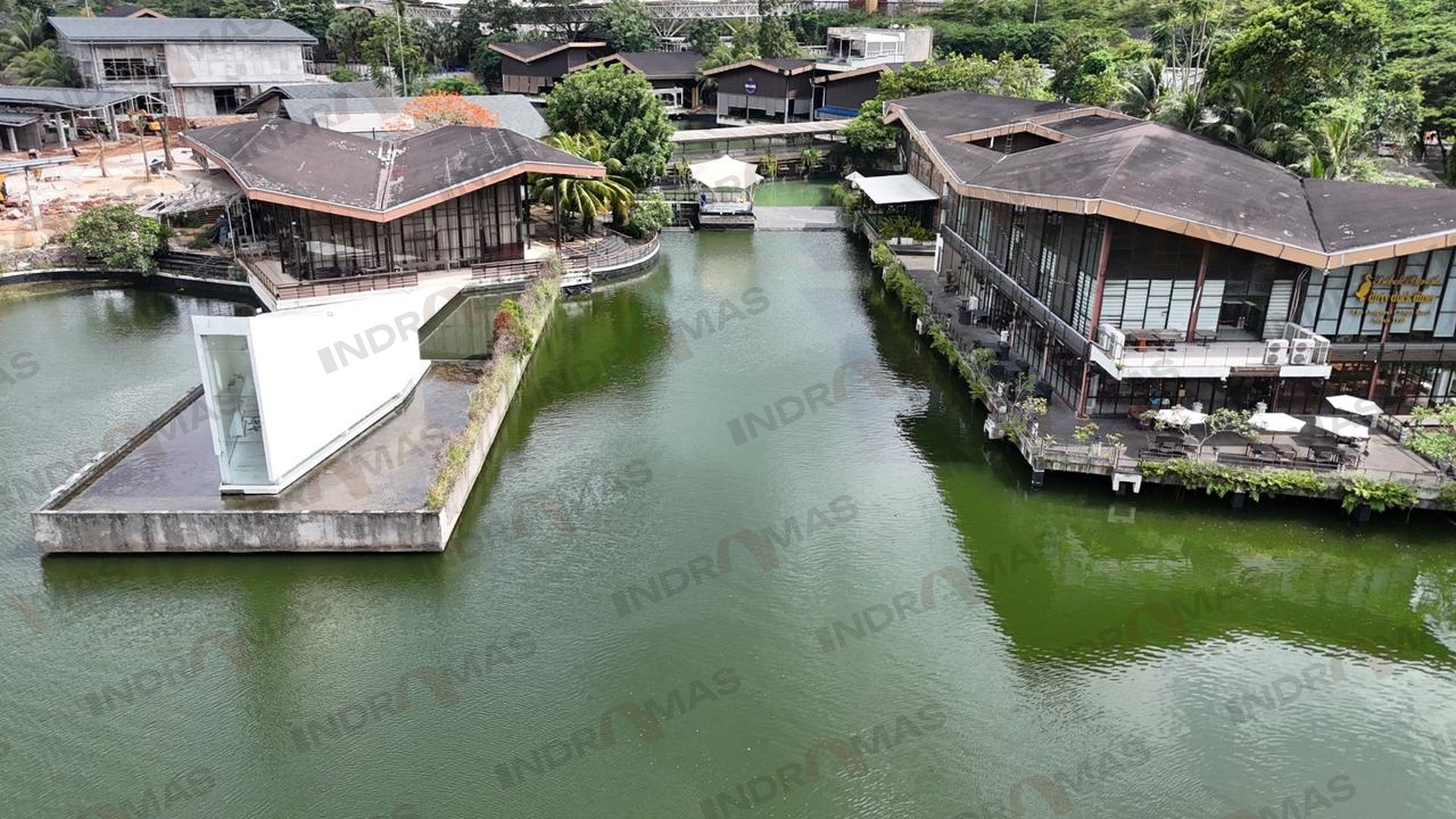 The Breeze Mall Lake Improvement — aerial view