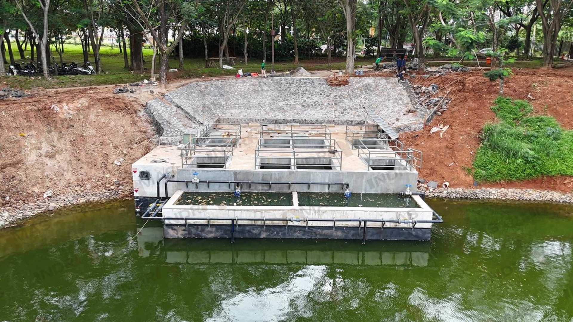 The Breeze Mall Lake Improvement