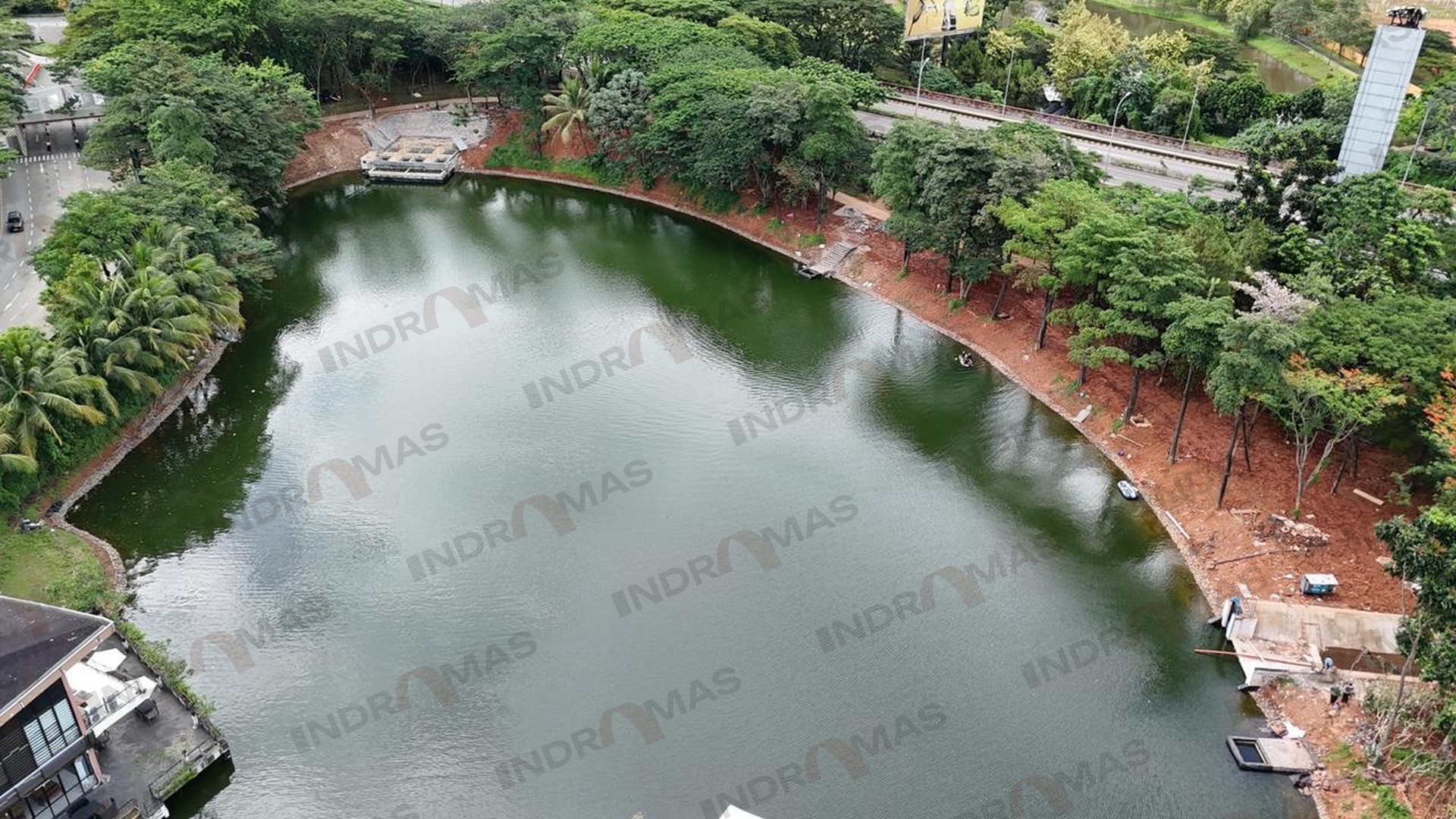 The Breeze Mall Lake Improvement